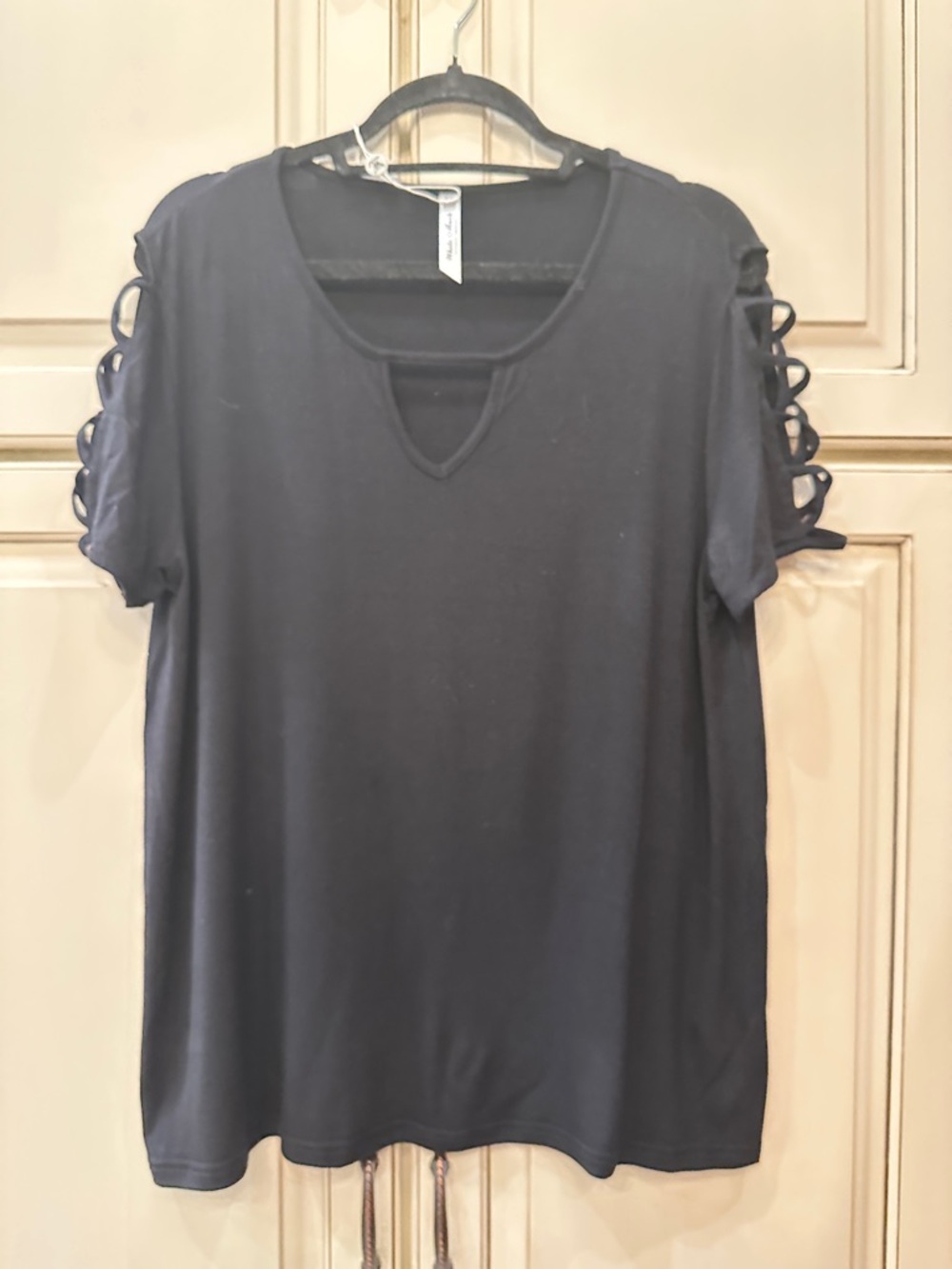 Women's Black Short-Sleeve Keyhole Top with Ladder Sleeve Detail